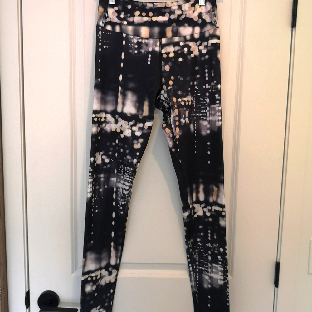 NWOT KOS USA Leggings